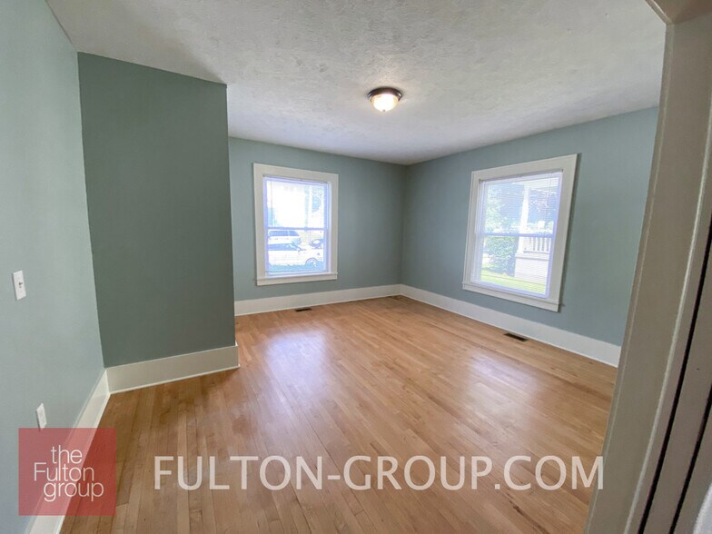 Building Photo - 740 Fulton St E