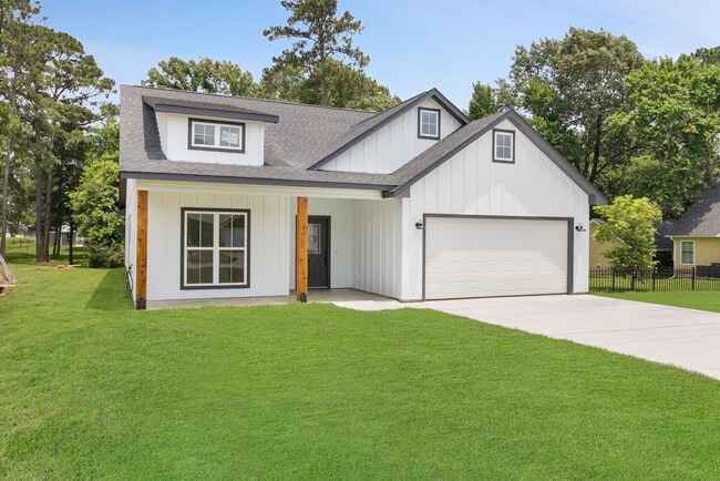 Primary Photo - 611 Bridgeview Dr