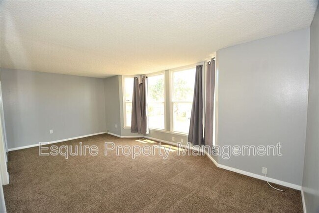 Building Photo - 1629 Pierside Ln