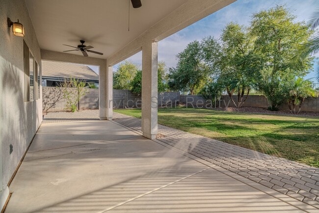 Building Photo - 3616 S Arroyo Ln