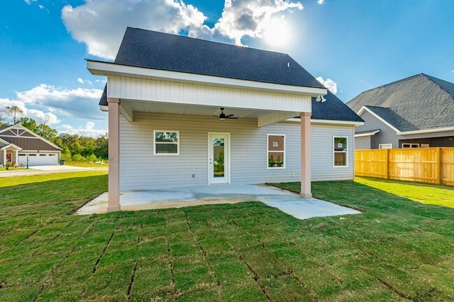 Building Photo - 5085 Oop Rd