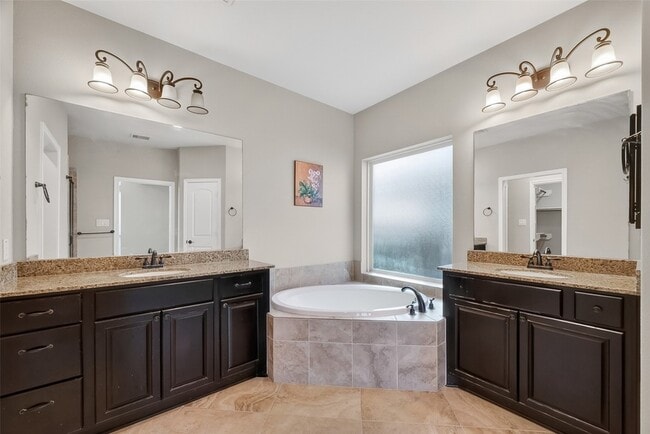 Building Photo - 13613 Sunset Harbor Dr