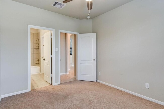 Building Photo - 2603 Deerwood Heights Ln