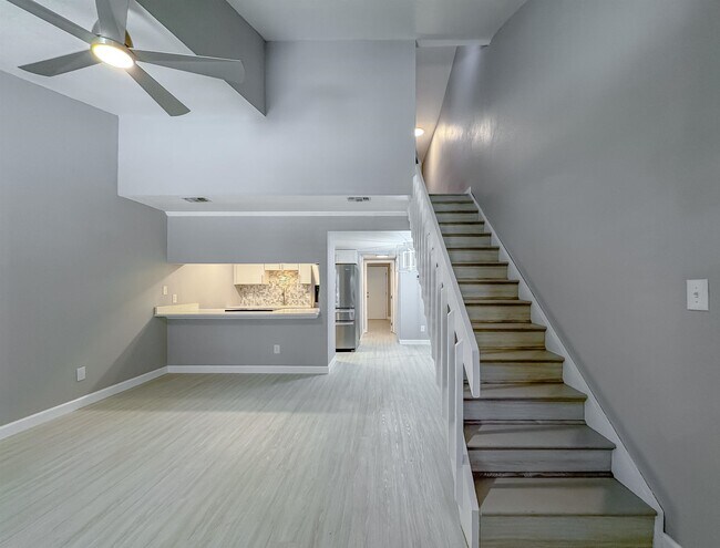 Building Photo - 2465 Talco Hills Dr