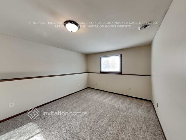 Building Photo - 2708 83rd Ln N