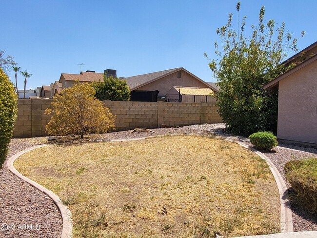 Building Photo - 7410 W Cholla St