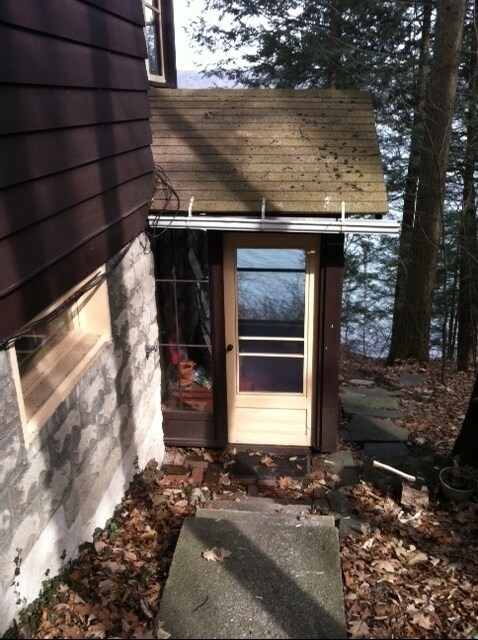 Building Photo - West Shore Apartments - 921