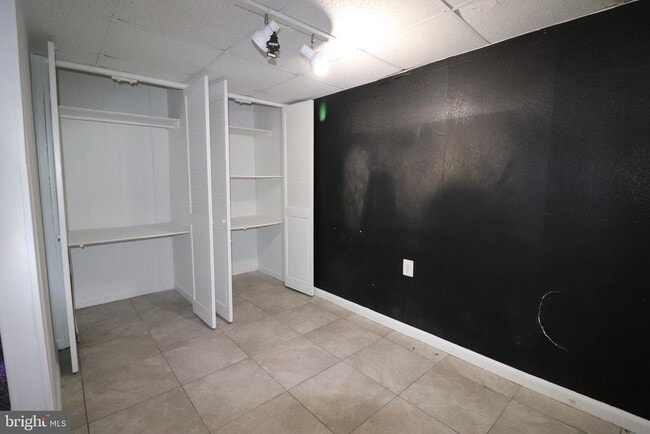 Building Photo - 138 Sharpstead Ln