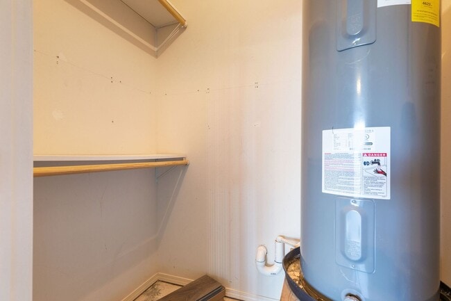 Building Photo - Single-Family Home in Black Oak Estates, Branson