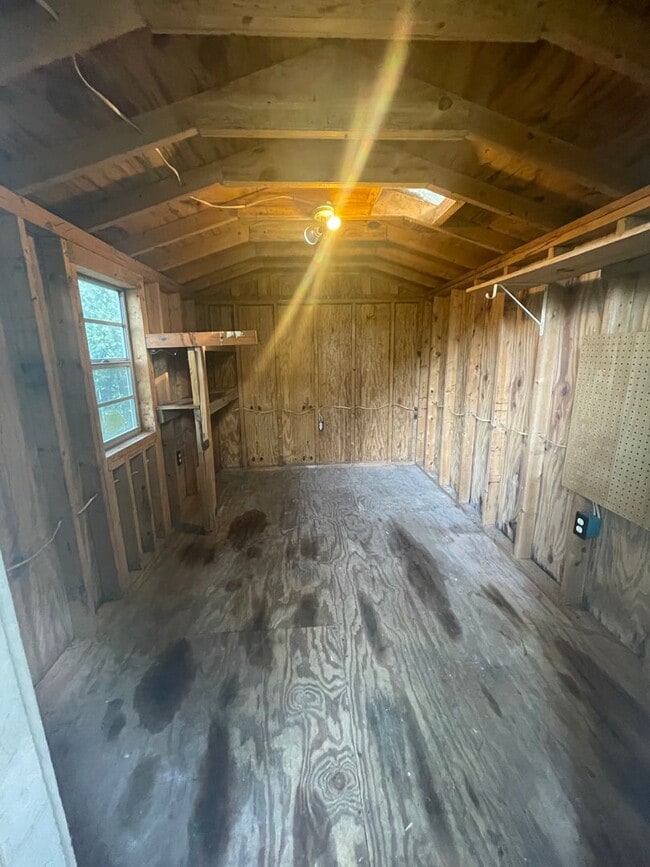 Building Photo - RIVER OAKS- WILMINGTON ISLAND-