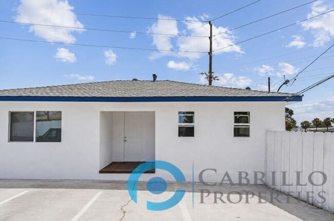 Building Photo - 2933 Prospect St