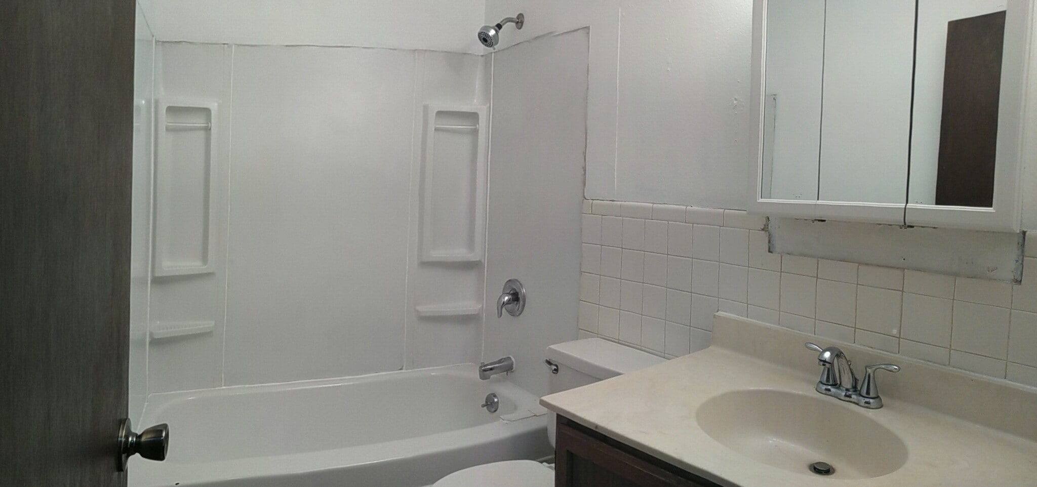 bathroom - 414 10th Ave S