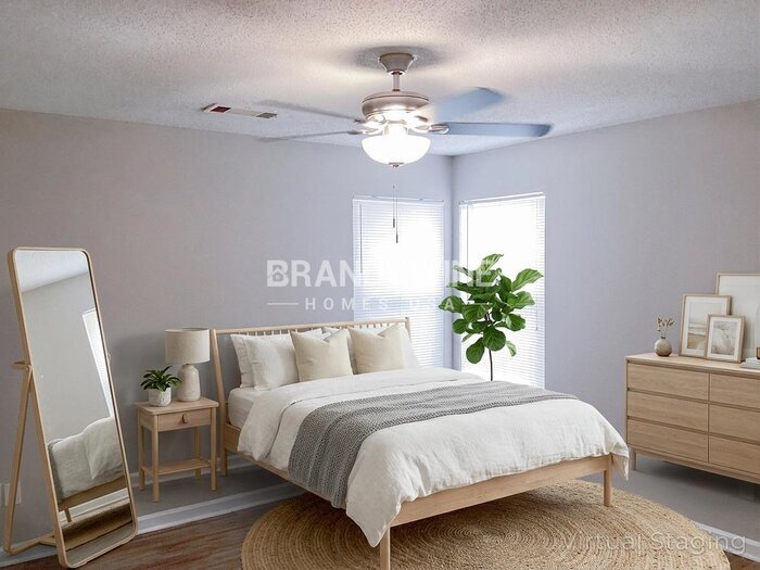 Building Photo - 289 Montego Cir