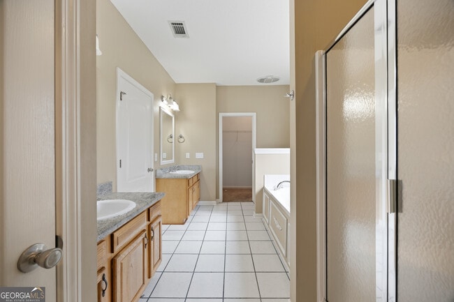 Building Photo - 307 Purple Plum Dr