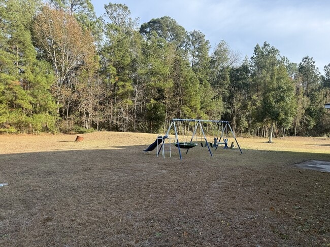 Building Photo - 21 Whitetail Trail