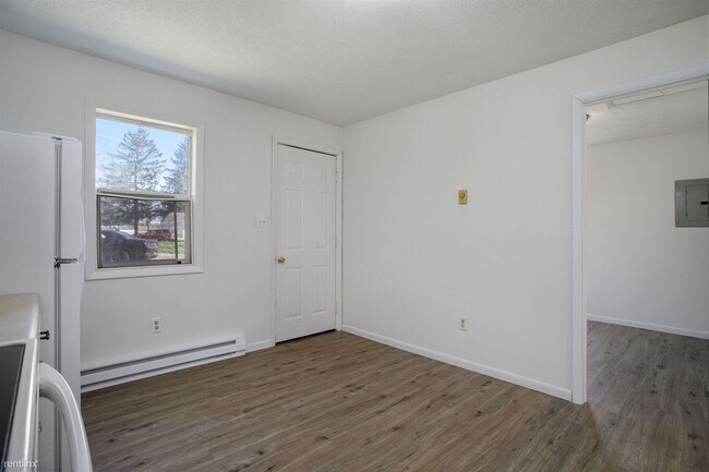 Building Photo - 2 br, 1 bath House - 62701 Red Arrow Hwy U...