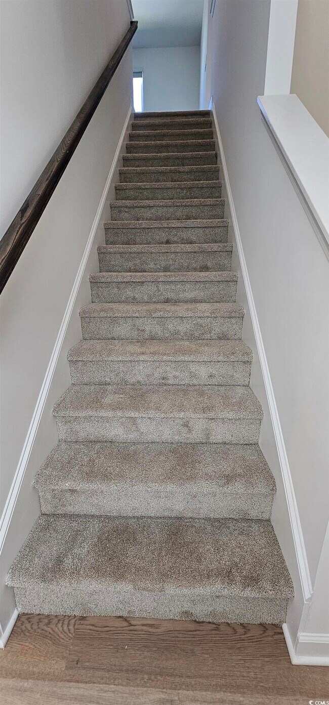 Building Photo - 8233 Vibrant Dr