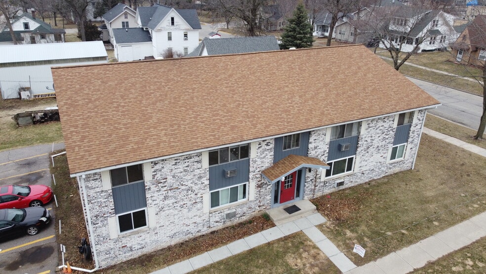 Eagle Rock Apartments 623 Vine St Wisconsin Dells WI 53965