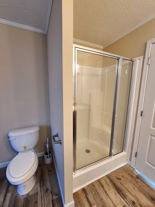 Building Photo - 312 McLean Heights Ct