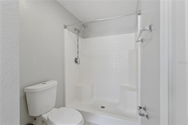 Building Photo - 3633 Point St