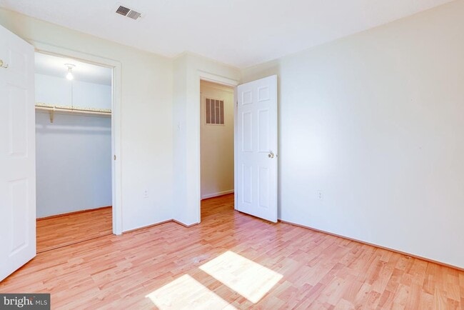 Building Photo - 13714 Gran Deur Dr