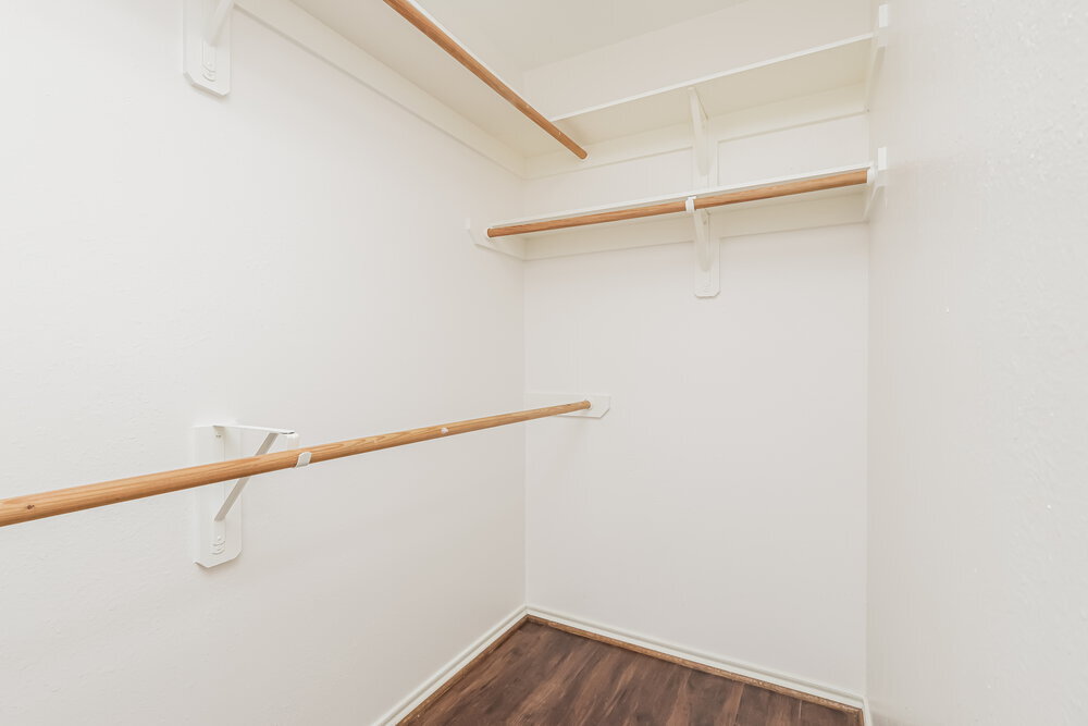 Building Photo - 6402 Bright Falls Ln