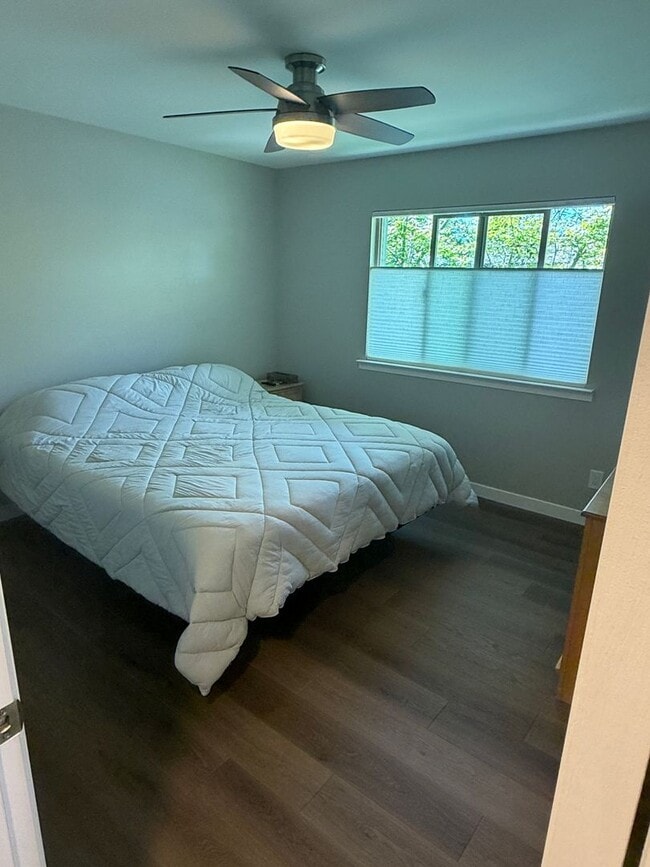 Building Photo - Capitola Knolls, Remodeled 3bd. 1.5ba two-level townhome