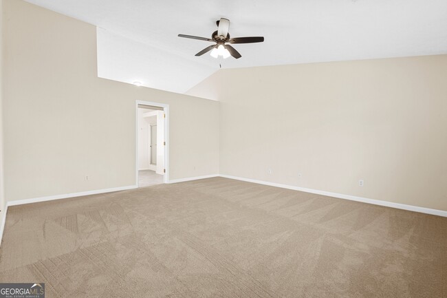 Building Photo - 3230 Kylay Ct NE