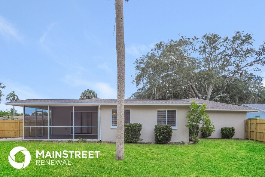 Building Photo - 360 Gulf Breeze Blvd