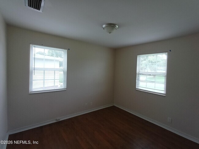 Building Photo - 4919 Avent Dr