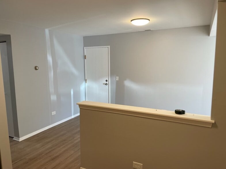 Building Photo - 2252 Abbeywood Dr