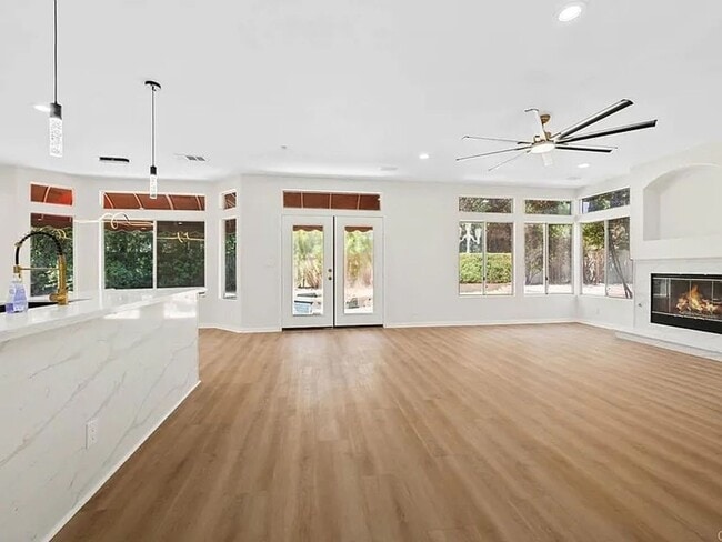 Building Photo - Beautiful Home in Murietta