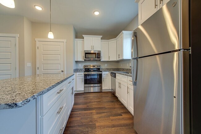 Building Photo - 7042 Magnolia Crossings