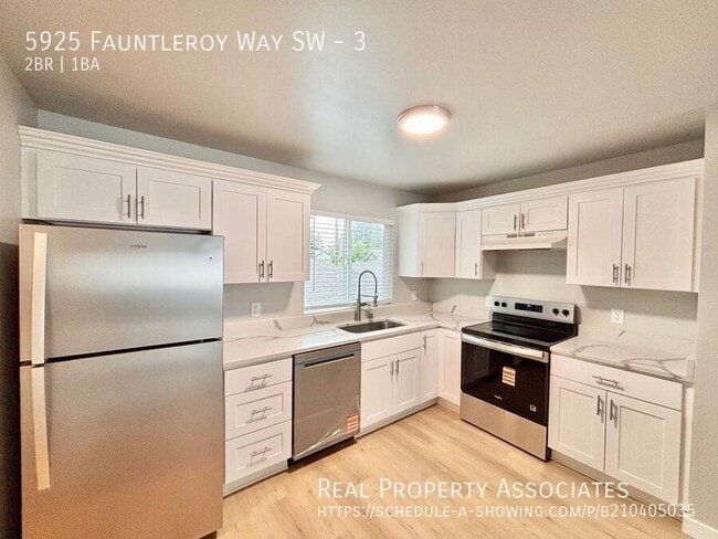 Building Photo - 5925 Fauntleroy Wy SW