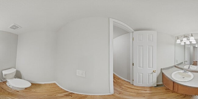 Building Photo - $2,620.95 with $300 off the first month's rent, 5 Beds - 3.5 Bath, Single Family Home in Colorado...