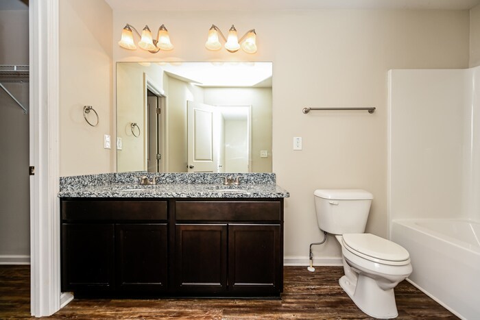 Building Photo - 2415 Marlin Dr