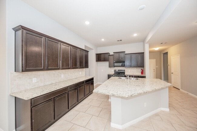 Building Photo - 9531 McDowell Dr