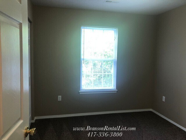 Building Photo - 110 Humanity Ln