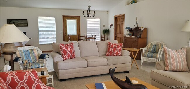 Building Photo - 239 Kirkland Rd