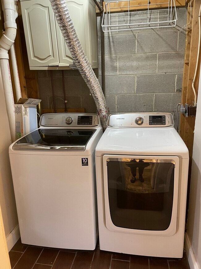 Building Photo - 5042 Magnolia Blossom Blvd