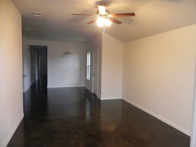 Building Photo - 1423 Natchez Trail