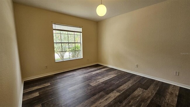 Building Photo - 6300 W Oak Park Blvd