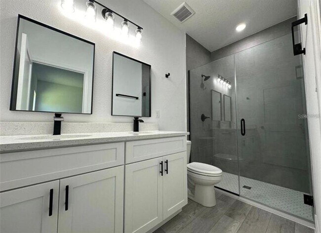 Building Photo - 15889 SW 58th Ct