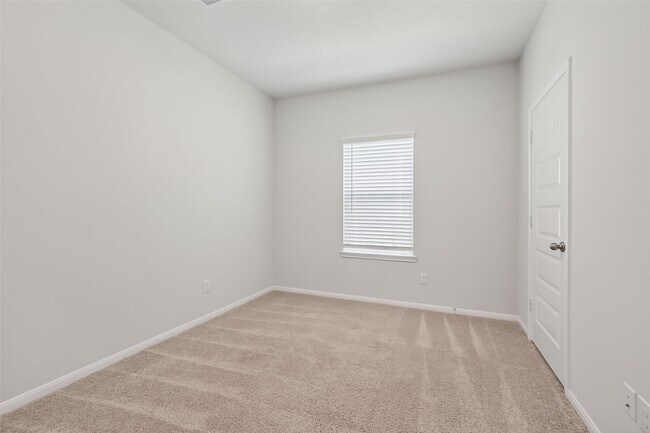 Building Photo - 8327 Bristlecone Pne Wy