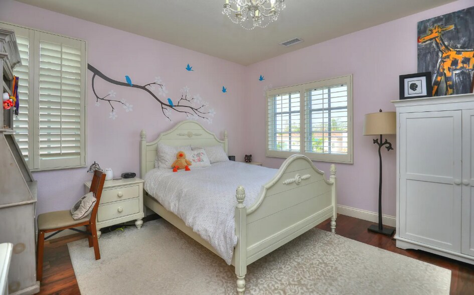 Bedroom 2 - 120 Via Lee