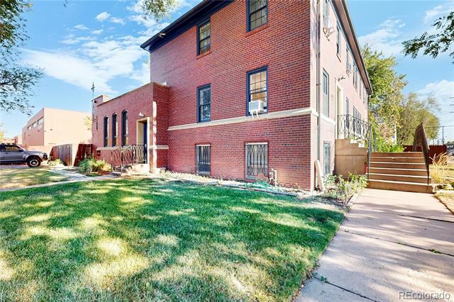Building Photo - 375 S Navajo St