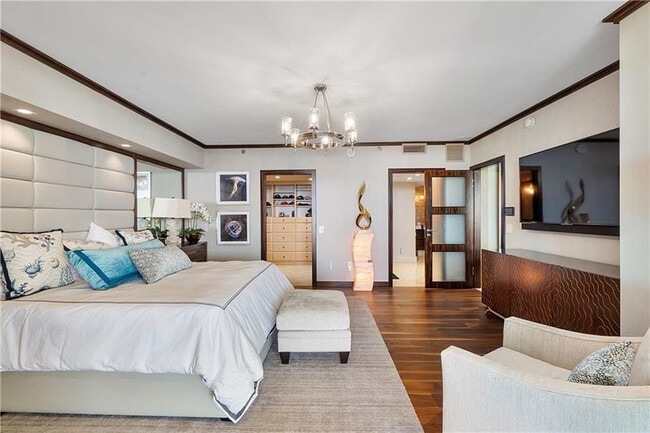 Building Photo - 101 S Fort Lauderdale Beach Blvd