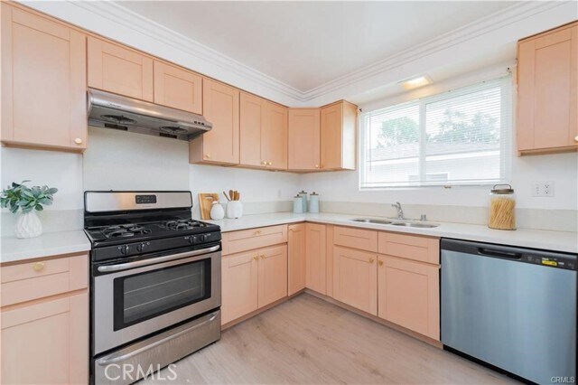 Building Photo - 2500 Las Lunas St