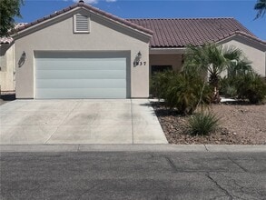 Building Photo - 1837 Fairway Bend