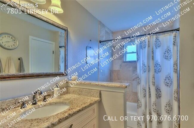 Building Photo - 7805 Lindsey Dr